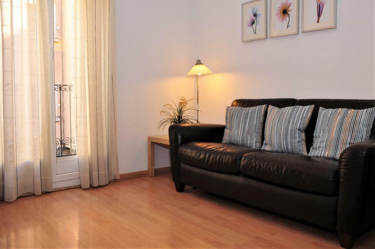 Apartamentos Bejar Barcelona Exterior photo
