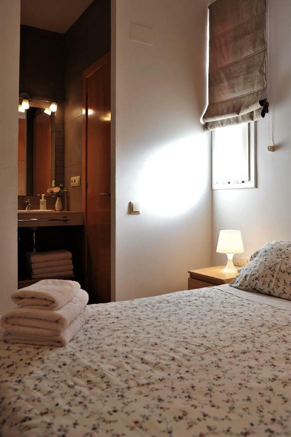 Apartamentos Bejar Barcelona Exterior photo